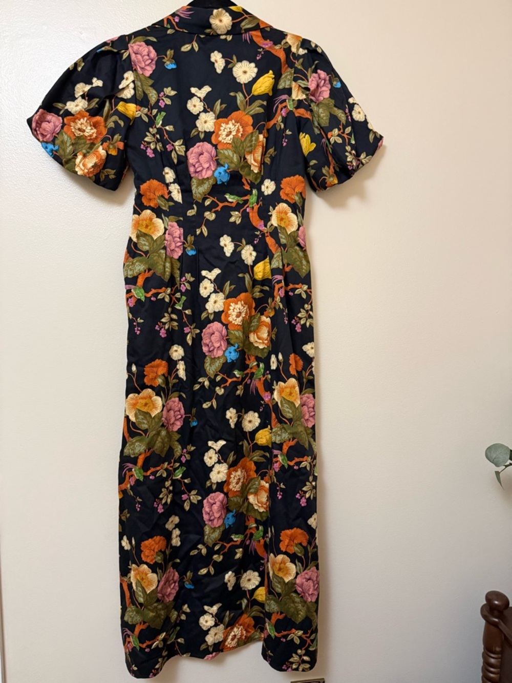 Tuckernuck Baroque Floral Delaney Short Puff Sleeve Maxi Dress - Picture 3 of 14